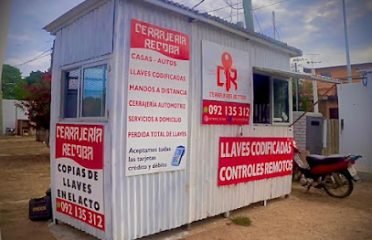 CERRAJERIA RECOBA FRENTE EX SUPERMERCADO LA CABAÑA