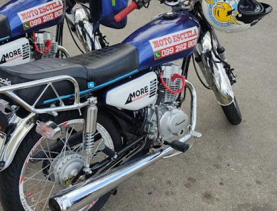 MORE ACADEMIA DE CONDUCIR