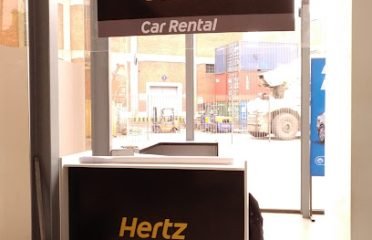 Hertz Rent a Car Puerto Montevideo