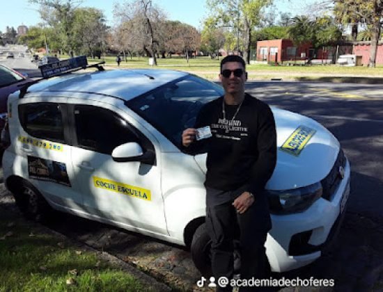 Academia de Choferes Del Cerro . (Cerro de Montevideo )