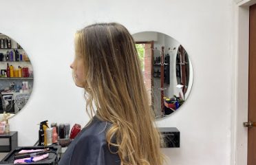 Eliana fagals salón unisex