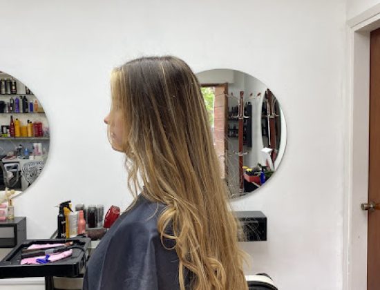 Eliana fagals salón unisex