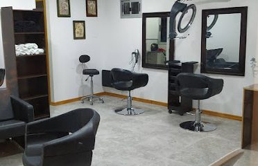 Claudio beares hair style