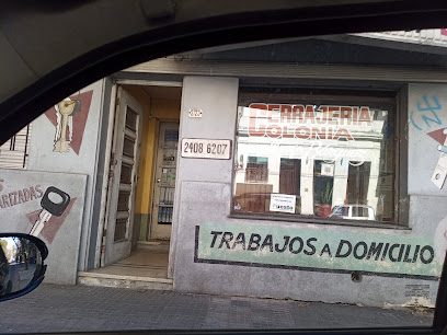Cerrajería colonia Mario Burguez — Cerrajería en Cordón