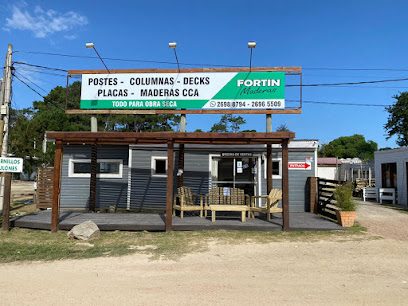 El Fortín Maderas y Postes — Barraca en El Pinar