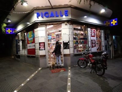 Farmacia Pigalle suc. Massone — Farmacia en Pocitos Farmacia Pigalle suc. Massone — Farmacia en Pocitos