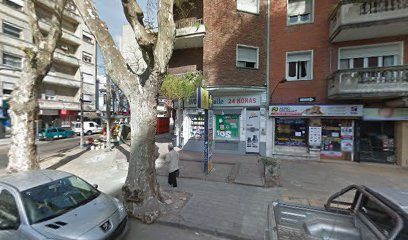 Pigola Farmacia — Farmacia en Pocitos (foto 2 de 2)