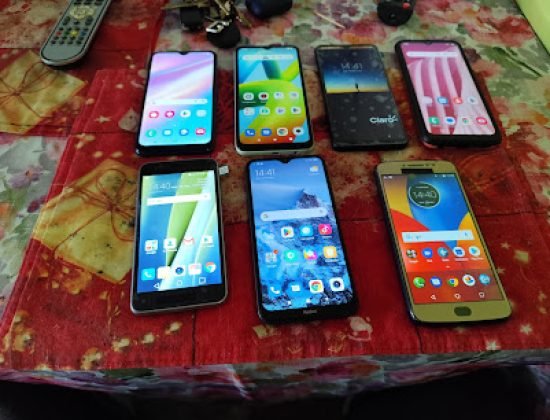 D y B Reparación de Celulares