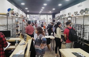 Eternity Óptica – Sucursal Unión