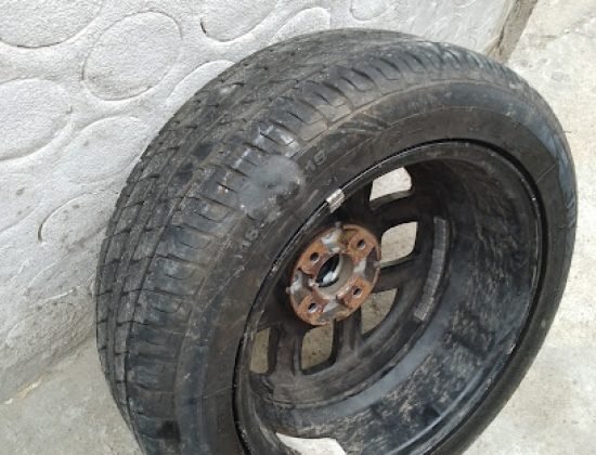 Auxilio de gomería durante las 24 horas