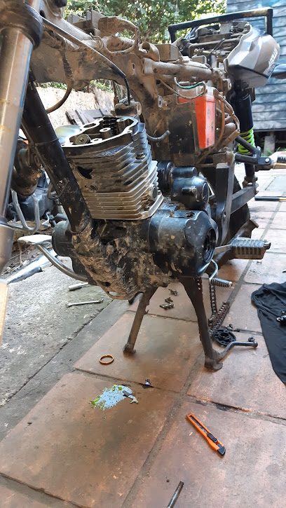 BR1 Motos — Comercio en Lomas de Solymar