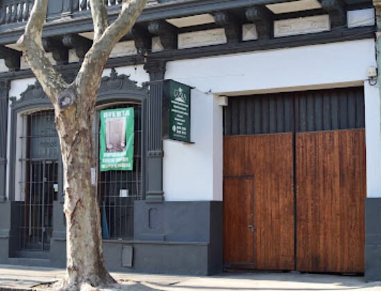 Vidriería La Isla SRL